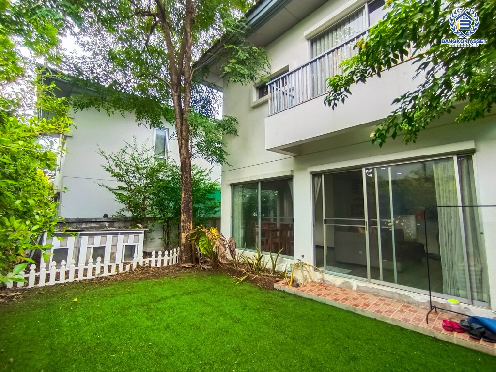 *****บ้านเดี่ยวมือสอง โครงการ โนเบิล จีโอ วัชรพล เนื้อที่ 50.40 ตร.ว. ฟังก์ชัน 3 ห้องนอน 2 ห้องน้ำ 2 ที่จอดรถ ภายในบ้านสวยมาก เจ้าของเดิมดูแลอย่างดี โครงการบนทำเลเดินทางสะดวก เชื่อมต่อถนนวัชรพล ถนนรัตนโกสินทร์สมโภช ถนนสุขาภิบาล5 ใกล้เซ็นทรัลรามอินทรา และจุดขึ้นทางด่วน "รามอินทรา-อาจณรงค์"