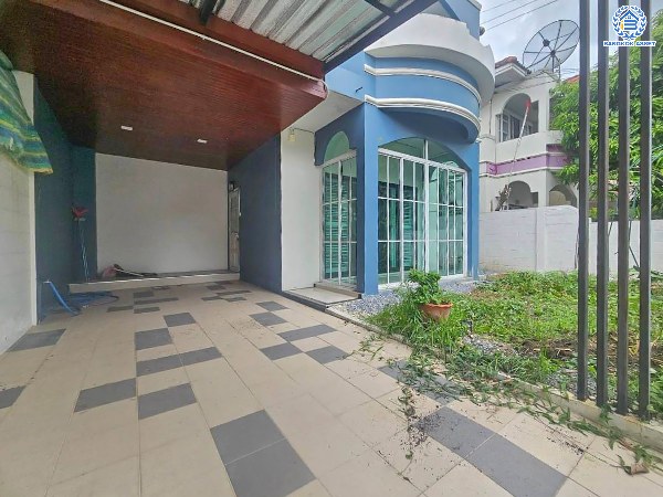 *****บ้านแฝดมือสอง โครงการ ซื่อตรง รัตนาธิเบศร์ เนื้อที่ 36 ตร.ว. ฟังก์ชัน 3 ห้องนอน 3 ห้องน้ำ 2 ที่จอดรถ บ้านพร้อมเข้าอยู่ บนทำเลดี ใกล้เมืองเชื่อมต่อถนนรัตนาธิเบศร์ ถนนราชพฤกษ์ ใกล้โครงการรถไฟฟ้าสายสีม่วง "สถานีไทรม้า" และจุดขึ้นทางด่วน "งามวงศ์วาน"