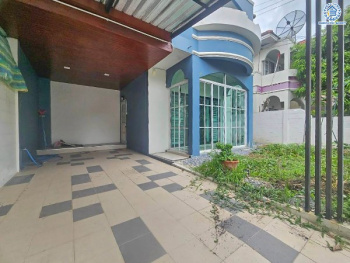 *****บ้านแฝดมือสอง โครงการ ซื่อตรง รัตนาธิเบศร์ เนื้อที่ 36 ตร.ว. ฟังก์ชัน 3 ห้องนอน 3 ห้องน้ำ 2 ที่จอดรถ บ้านพร้อมเข้าอยู่ บนทำเลดี ใกล้เมืองเชื่อมต่อถนนรัตนาธิเบศร์ ถนนราชพฤกษ์ ใกล้โครงการรถไฟฟ้าสายสีม่วง "สถานีไทรม้า" และจุดขึ้นทางด่วน "งามวงศ์วาน"