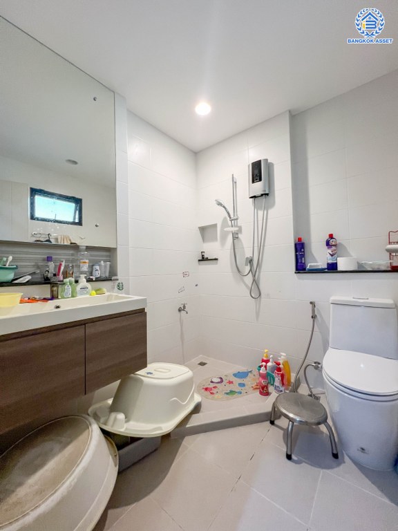 *****บ้านเดี่ยวมือสอง โครงการ บุราสิริ ราชพฤกษ์-345 หลังมุม เนื้อที่ 73 ตร.ว. พื้นที่ใช้สอย 262 ตร.ม. ฟังก์ชัน 4 ห้องนอน 4 ห้องน้ำ 2 ที่จอดรถ บ้านรีโนเวท ราคาถูกที่สุดในโครงการ บนทำเลเดินทางสะดวก เชื่อมต่อถนนราชพฤกษ์ ถนนกาญจนภิเษก ถนนสะพานนนทบุรี-บางบัวทอง(345) ใกล้จุดขึ้นทางด่วน "ศรีรัช"