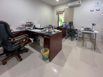 *****บ้านเดี่ยวมือสอง โครงการ บุราสิริ ราชพฤกษ์-345 หลังมุม เนื้อที่ 73 ตร.ว. พื้นที่ใช้สอย 262 ตร.ม. ฟังก์ชัน 4 ห้องนอน 4 ห้องน้ำ 2 ที่จอดรถ บ้านรีโนเวท ราคาถูกที่สุดในโครงการ บนทำเลเดินทางสะดวก เชื่อมต่อถนนราชพฤกษ์ ถนนกาญจนภิเษก ถนนสะพานนนทบุรี-บางบัวทอง(345) ใกล้จุดขึ้นทางด่วน "ศรีรัช"