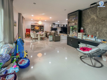 *****บ้านเดี่ยวมือสอง โครงการ บุราสิริ ราชพฤกษ์-345 หลังมุม เนื้อที่ 73 ตร.ว. พื้นที่ใช้สอย 262 ตร.ม. ฟังก์ชัน 4 ห้องนอน 4 ห้องน้ำ 2 ที่จอดรถ บ้านรีโนเวท ราคาถูกที่สุดในโครงการ บนทำเลเดินทางสะดวก เชื่อมต่อถนนราชพฤกษ์ ถนนกาญจนภิเษก ถนนสะพานนนทบุรี-บางบัวทอง(345) ใกล้จุดขึ้นทางด่วน "ศรีรัช"