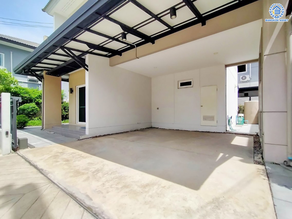 *****บ้านเดี่ยวมือสอง โครงการ เซนโทร ราชพฤกษ์1 เนื้อที่ 50 ตร.ว. พื้นที่ใช้สอย 175 ตร.ม. ฟังก์ชัน 4 ห้องนอน 3 ห้องน้ำ 2 ที่จอดรถ บ้านสภาพดีมาก โครงการมีความเป็นส่วนตัว บนทำเลดี เชื่อมต่อถนนนครอินทร์ ถนนกาญจนาภิเษก ถนนราชพฤกษ์ ใกล้รถไฟฟ้าสายสีม่วง "สถานีบางพลู" และจุดขึ้นทางด่วน "ศรีรัช-วงแหวนรอบนอก"