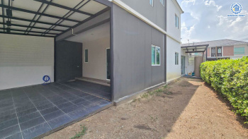 *****ทาวน์เฮ้าส์มือสอง โครงการ เดอะคอนเนค40 ติวานนท์-แจ้งวัฒนะ หลังมุม เนื้อที่ 31.10 ตร.ว. ฟังก์ชัน 3 ห้องนอน 2 ห้องน้ำ 2 ที่จอดรถ บนทำเลเดินทางสะดวก เชื่อมต่อถนนติวานนท์ ถนนนนทบุรี-บางบัวทอง ถนนชัยพฤกษ์ ใกล้รถไฟฟ้าสายสีชมพู "สถานีปากเกร็ด" และจุดขึ้นทางด่วน "แจ้งวัฒนะ"