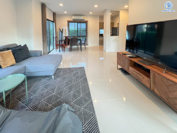 *****บ้านเดี่ยวมือสอง โครงการ บุราสิริ ราชพฤกษ์-345 เนื้อที่ 51.4 ตร.ว. พื้นที่ใช้สอย 150 ตร.ม. ฟังก์ชัน 3 ห้องนอน 3 ห้องน้ำ จอดรถได้ 2 คัน บนทำเลเดินทางสะดวก เชื่อมต่อถนนราชพฤกษ์ ถนนกาญจนภิเษก ถนนสะพานนนทบุรี-บางบัวทอง(345) ใกล้จุดขึ้นทางด่วน "ศรีรัช"