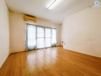 *****ทาวน์เฮ้าส์มือสอง โครงการ ไทรงาม สามพราน เนื้อที่ 23.60 ตร.ว. ฟังก์ชัน 2 ห้องนอน 2 ห้องน้ำ บ้านพร้อมอยู่ โครงการบนทำเลเดินทางสะดวก เชื่อมต่อถนนเพชรเกษม ถนนบรมราชชนนี ถนนพุทธมณฑลสาย5 ใกล้ห้างสรรพสินค้า เซ็นทรัล ศาลายา