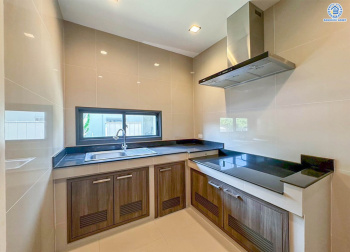 *****บ้านเดี่ยวมือสอง โครงการ สราญสิริ ติวานนท์-แจ้งวัฒนะ เนื้อที่ 52.60 ตร.ว. ฟังก์ชัน 3 ห้องนอน 3 ห้องน้ำ 2 ที่จอดรถ บ้านเดี่ยวพร้อมอยู่ ฟรีของแถมหลายรายการ โครงการบนทำเลดี เดินทางสะดวก เชื่อมต่อถนนแจ้งวัฒนะ ถนนติวานนท์ ใกล้ห้างสรรพสินค้าโรบินสัน ศรีสมาน เซ็นทรัลแจ้งวัฒนะ