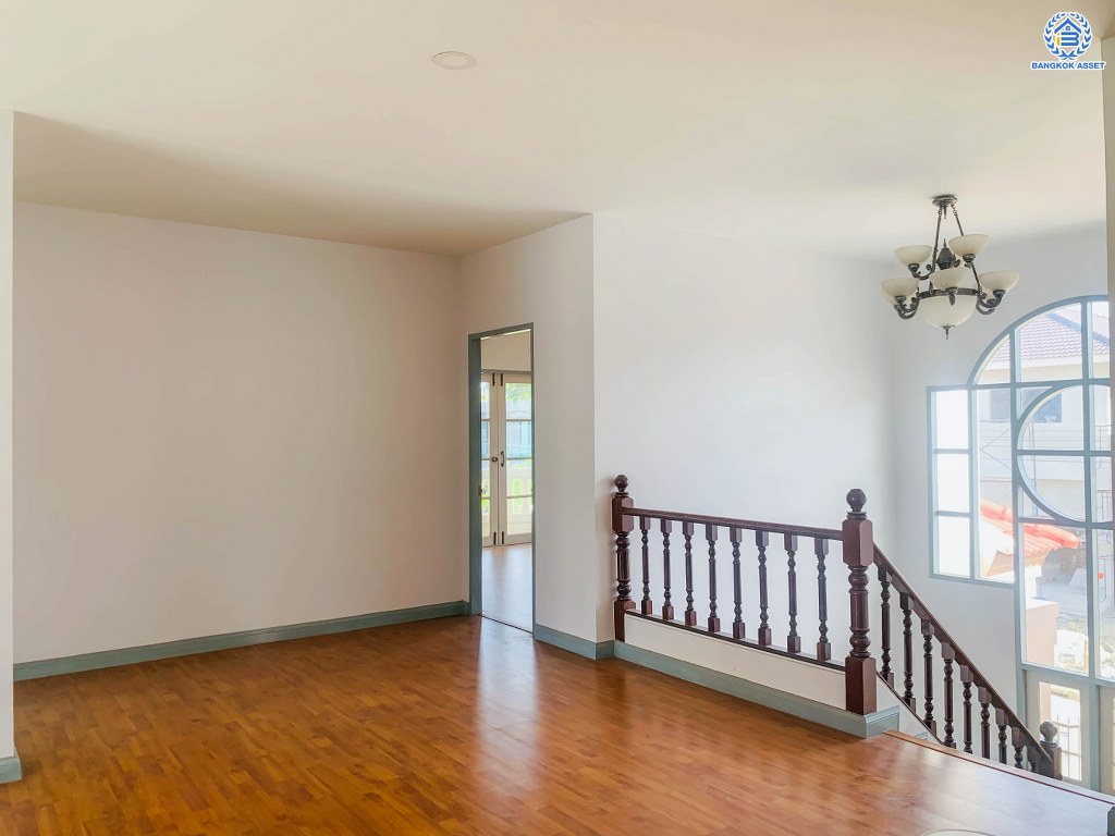 *****บ้านเดี่ยวมือสอง โครงการ กฤษดานคร39 ปิ่นเกล้า เนื้อที่ 120 ตร.ว. ฟังก์ชัน 4 ห้องนอน 3 ห้องน้ำ 2 ที่จอดรถ บ้านสวยทำเลดี พร้อมเข้าอยู่ โครงการบนทำเลเดินทางสะดวก เชื่อมต่อถนนบรมราชชนนี ถนนพุทธมณฑลสาย2 ถนนเพชรเกษม ใกล้ทางคู่ขนานลอยฟ้าบรมราชชนนี