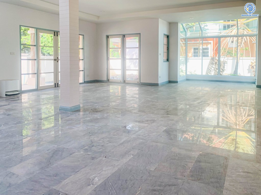 *****บ้านเดี่ยวมือสอง โครงการ กฤษดานคร39 ปิ่นเกล้า เนื้อที่ 120 ตร.ว. ฟังก์ชัน 4 ห้องนอน 3 ห้องน้ำ 2 ที่จอดรถ บ้านสวยทำเลดี พร้อมเข้าอยู่ โครงการบนทำเลเดินทางสะดวก เชื่อมต่อถนนบรมราชชนนี ถนนพุทธมณฑลสาย2 ถนนเพชรเกษม ใกล้ทางคู่ขนานลอยฟ้าบรมราชชนนี