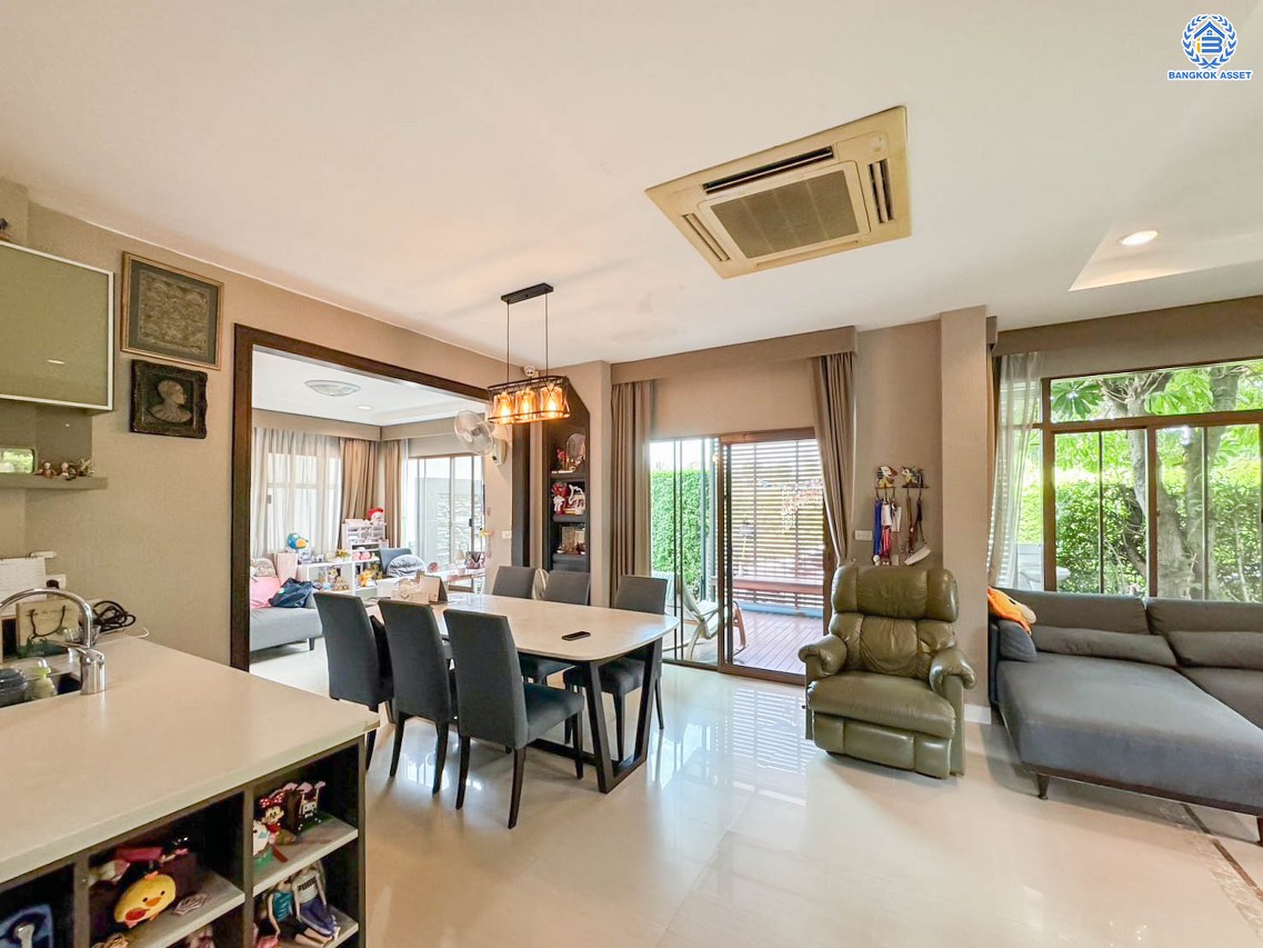 *****บ้านเดี่ยวมือสอง โครงการ เศรษฐสิริ ประชาชื่น หลังมุม เนื้อที่ 62.10 ตร.ว. ฟังก์ชัน 3 ห้องนอน 3 ห้องน้ำ 2 ที่จอดรถ สุดยอดความเป็นส่วนตัว ใจกลางแจ้งวัฒนะ ติดศูนย์ราชการแจ้งวัฒนะ โครงการมีคุณภาพบนทำเลเดินทางสะดวก เชื่อมต่อถนนสามัคคี ถนนประชาชื่น ถนนงามวงศ์วาน ใกล้เดอะมอลล์ งามวงศ์วาน และจุดขึ้นทางด่วน "ศรีรัช"