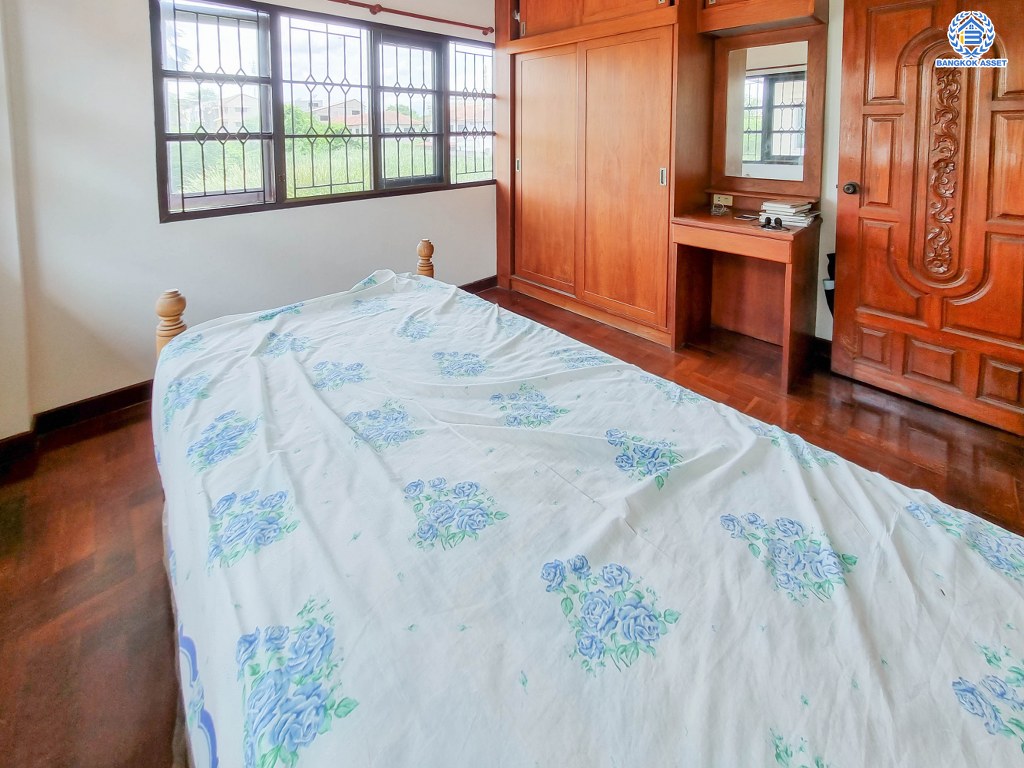 *****บ้านเดี่ยวมือสอง โครงการ จินดาวิลล์ บรมราชชนนี เนื้อที่ 50.30 ตร.ว. ฟังก์ชัน 3 ห้องนอน 2 ห้องน้ำ 1 ที่จอดรถ บ้านทำเลดี โครงการบนทำเลเดินทางสะดวก เชื่อมต่อถนนศาลาธรรมสพน์ ถนนบรมราชชนนี ถนนกาญจนาภิเษก ใกล้ห้างสรรพสินค้าเซ็นทรัล ปิ่นเกล้า