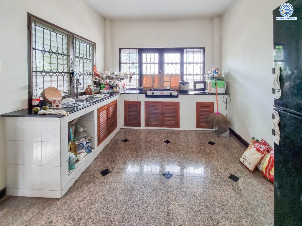 *****บ้านเดี่ยวมือสอง โครงการ จินดาวิลล์ บรมราชชนนี เนื้อที่ 50.30 ตร.ว. ฟังก์ชัน 3 ห้องนอน 2 ห้องน้ำ 1 ที่จอดรถ บ้านทำเลดี โครงการบนทำเลเดินทางสะดวก เชื่อมต่อถนนศาลาธรรมสพน์ ถนนบรมราชชนนี ถนนกาญจนาภิเษก ใกล้ห้างสรรพสินค้าเซ็นทรัล ปิ่นเกล้า