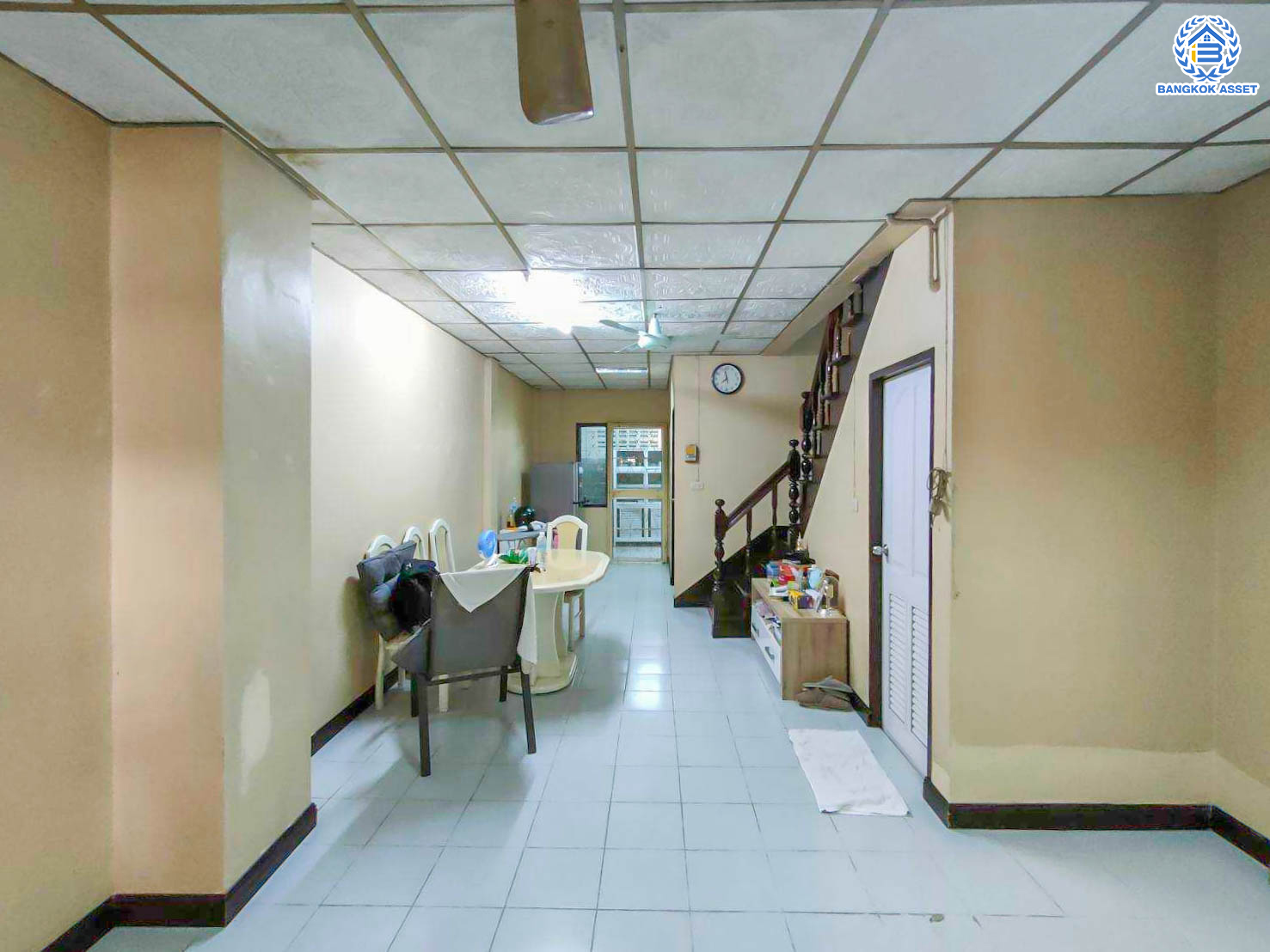 *****ทาวน์โฮมมือสอง โครงการ พงษ์ศิริชัย1 เพชรเกษม เนื้อที่ 35.50 ตร.ว. ฟังก์ชั่นเยอะ 5 ห้องนอน 3 ห้องน้ำ จอดรถได้ 1 คัน ใกล้แหล่งอำนวยความสะดวก ทำเลดี โครงการติดถนนเพชรเกษม เชื่อมต่อหลายเส้นทาง ใกล้รถไฟฟ้าสายสีน้ำเงิน "สถานีหลักสอง"