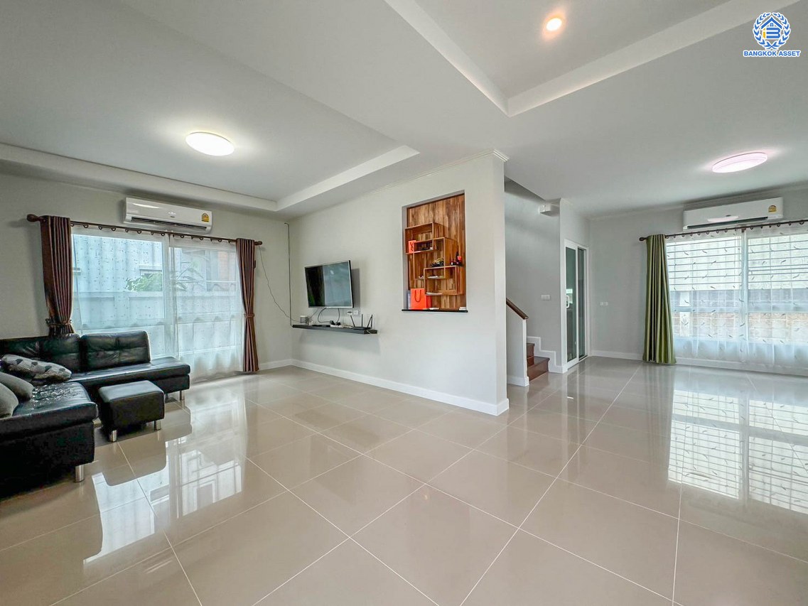 *****บ้านเดี่ยวมือสอง โครงการ ศุภาลัย พาร์ควิลล์ วงแหวน-ราชพฤกษ์ เนื้อที่กว้าง 67.50 ตร.ว. ฟังก์ชัน 3 ห้องนอน 3 ห้องน้ำ 2 ที่จอดรถ บ้านสภาพดีเยี่ยม พร้อมเข้าอยู่ บนทำเลเดินทางสะดวก เชื่อมต่อถนนสะพานนนทบุรีบางบัวทอง ถนนกาญจนาภิเษก ถนนราชพฤกษ์ ใกล้ห้างสรรพสินค้าเซ็นทรัลเวสต์เกต