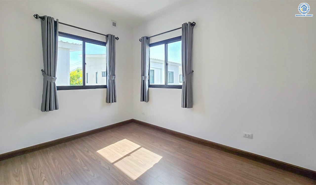 *****บ้านแฝดมือสองนนทบุรี โครงการ เดอะคอนเนค44 กาญจนาภิเษก-กันตนา เนื้อที่กว้างมากถึง 35.5 ตร.ว. ฟังก์ชัน 3 ห้องนอน 2 ห้องน้ำ 2 ที่จอดรถ บนทำเลดีมาก เดินทางสะดวกเชื่อมต่อ ถนนกาญจนาภิเษก, ถนนนครอินทร์ ใกล้ห้างเซ็นทรัลเวสต์เกตและโรงเรียนเทพศิรินทร์...