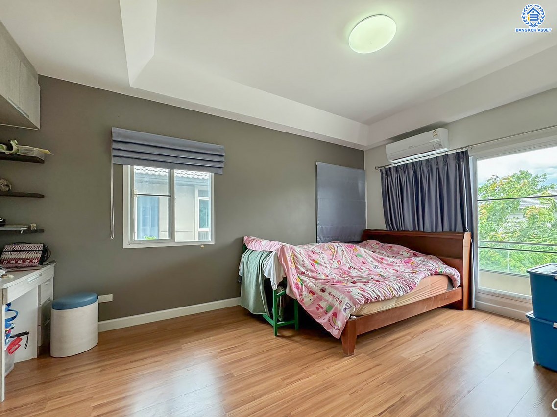 *****บ้านเดี่ยวมือสอง โครงการคุณภาพ ชัยพฤกษ์ ปิ่นเกล้า-กาญจนาฯ เนื้อที่ 50.40 ตร.ว. ฟังก์ชัน 3 ห้องนอน 3 ห้องน้ำ 2 ที่จอดรถ พร้อมอยู่ สภาพแวดล้อมดี เดินทางสะดวก เชื่อมต่อถนนนครอินทร์ ถนนกาญจนาภิเษก ใกล้รถไฟฟ้าสายสีม่วง "สถานีตลาดบางใหญ่" และจุดขึ้นทางด่วน "ศรีรัช"