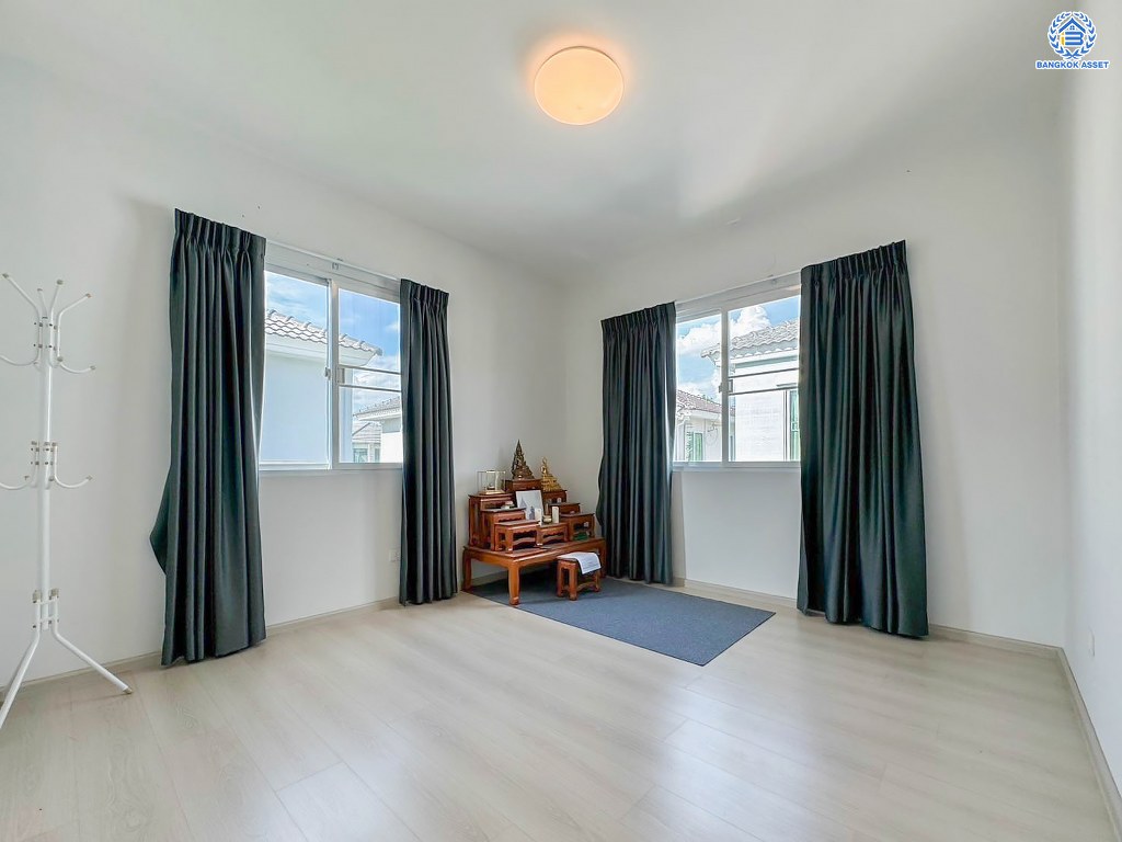 *****บ้านแฝดมือสอง โครงการ วิลลาจจิโอ ปิ่นเกล้า-ศาลายา เนื้อที่ 35 ตร.ว. ฟังก์ชัน 3 ห้องนอน 2 ห้องน้ำ 2 ที่จอดรถ บ้านพร้อมเข้าอยู่ บนทำเลดี เข้า-ออกได้หลายเส้นทาง เชื่อมต่อถนนสำเร็จพัฒนา ถนนศาลาธรรมสพน์ ถนนกรุงนนท์-จงถนอม ใกล้เซ็นทรัล ปิ่นเกล้า และจุดขึ้นทางด่วน "ศรีรัช"