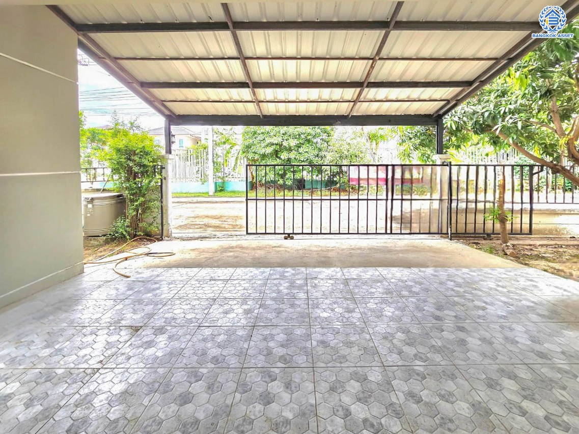 *****บ้านเดี่ยวมือสอง โครงการ คุณาภัทร6 บ้านกล้วย-ไทรน้อย หลังใหญ่เนื้อที่ 60 ตร.ว. ฟังก์ชัน 3 ห้องนอน 3 ห้องน้ำ จอดรถได้ 2 คัน แถมฟรีเครื่องปรับอากาศ 3 เครื่อง สะดวกสบายทุกการเดินทาง เชื่อมต่อหลายเส้นทาง ใกล้เซ็นทรัล เวสต์เกต ในราคาสุดคุ้ม