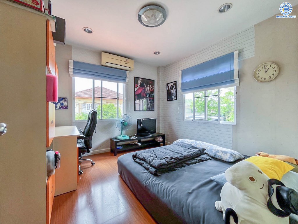 *****บ้านเดี่ยวมือสอง โครงการ เพอร์เฟคพาร์ค รัตนาธิเบศร์ เนื้อที่ 70 ตร.ว. ฟังก์ชัน 3 ห้องนอน 3 ห้องน้ำ 2 ที่จอดรถ บ้านพร้อมเข้าอยู่ แถมฟรี! เครื่องปรับอากาศ โครงการบนทำเลดี เดินทางสะดวก เข้า-ออกได้ทั้ง ถนนรัตนาธิเบศร์ ถนนราชพฤกษ์ ใกล้รถไฟฟ้าสายสีม่วง "สถานีไทรม้า" และจุดขึ้นทางด่วน "งามวงศ์วาน"