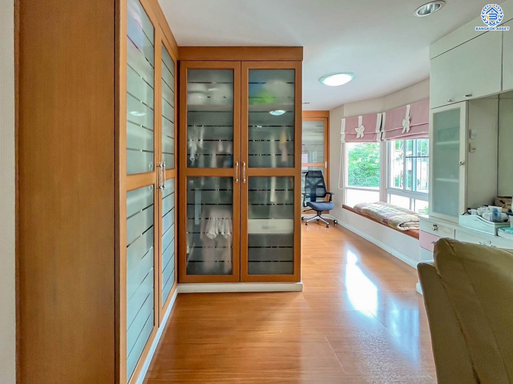 *****บ้านเดี่ยวมือสอง โครงการ เพอร์เฟคพาร์ค รัตนาธิเบศร์ เนื้อที่ 70 ตร.ว. ฟังก์ชัน 3 ห้องนอน 3 ห้องน้ำ 2 ที่จอดรถ บ้านพร้อมเข้าอยู่ แถมฟรี! เครื่องปรับอากาศ โครงการบนทำเลดี เดินทางสะดวก เข้า-ออกได้ทั้ง ถนนรัตนาธิเบศร์ ถนนราชพฤกษ์ ใกล้รถไฟฟ้าสายสีม่วง "สถานีไทรม้า" และจุดขึ้นทางด่วน "งามวงศ์วาน"