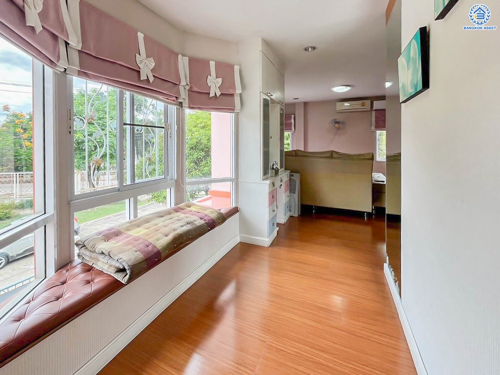 *****บ้านเดี่ยวมือสอง โครงการ เพอร์เฟคพาร์ค รัตนาธิเบศร์ เนื้อที่ 70 ตร.ว. ฟังก์ชัน 3 ห้องนอน 3 ห้องน้ำ 2 ที่จอดรถ บ้านพร้อมเข้าอยู่ แถมฟรี! เครื่องปรับอากาศ โครงการบนทำเลดี เดินทางสะดวก เข้า-ออกได้ทั้ง ถนนรัตนาธิเบศร์ ถนนราชพฤกษ์ ใกล้รถไฟฟ้าสายสีม่วง "สถานีไทรม้า" และจุดขึ้นทางด่วน "งามวงศ์วาน"