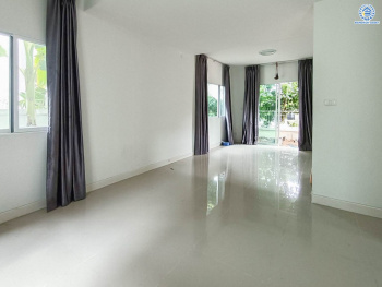 *****บ้านแฝดมือสอง โครงการ แลนซีโอ คริป ปิ่นเกล้า-พระราม5 เนื้อที่ 38.20 ตร.ว. ฟังก์ชัน 3 ห้องนอน 2 ห้องน้ำ โครงการบนทำเลเดินทางสะดวก เชื่อมต่อถนนกาญจนาภิเษก ถนนศาลายา ถนนนครอินทร์ ใกล้รถไฟฟ้าสายสีม่วง "สถานีสามแยกบางใหญ่"