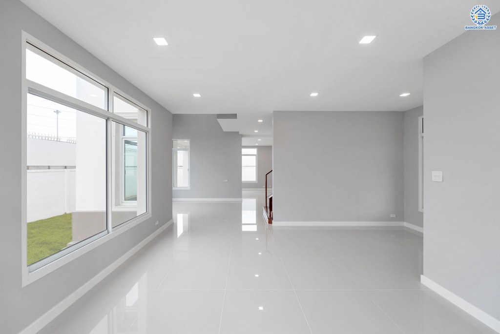 บ้านมือสองตกแต่งใหม่ โครงการ นาราสิริ สาทร-วงแหวน คุณภาพจาก Sansari เนื้อที่ 204.40 ตร.ว. ฟังก์ชัน 3 ห้องนอน 3 ห้องน้ำ 2 ที่จอดรถ พร้อมบรรยากาศสุด Private โครงการบนทำเลเดินทางสะดวก เชื่อมต่อถนนกาญจนาภิเษก ถนนเอกชัย-บอน ถนนกัลปพฤกษ์ ใกล้ห้างสรรพสินค้า เดอะมอลล์ บางแค และโรงเรียนเลิศหล้า