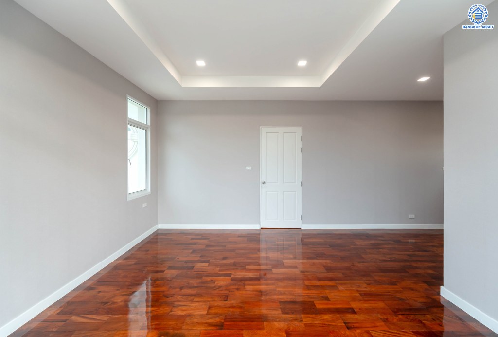 บ้านมือสองตกแต่งใหม่ โครงการ นาราสิริ สาทร-วงแหวน คุณภาพจาก Sansari เนื้อที่ 204.40 ตร.ว. ฟังก์ชัน 3 ห้องนอน 3 ห้องน้ำ 2 ที่จอดรถ พร้อมบรรยากาศสุด Private โครงการบนทำเลเดินทางสะดวก เชื่อมต่อถนนกาญจนาภิเษก ถนนเอกชัย-บอน ถนนกัลปพฤกษ์ ใกล้ห้างสรรพสินค้า เดอะมอลล์ บางแค และโรงเรียนเลิศหล้า