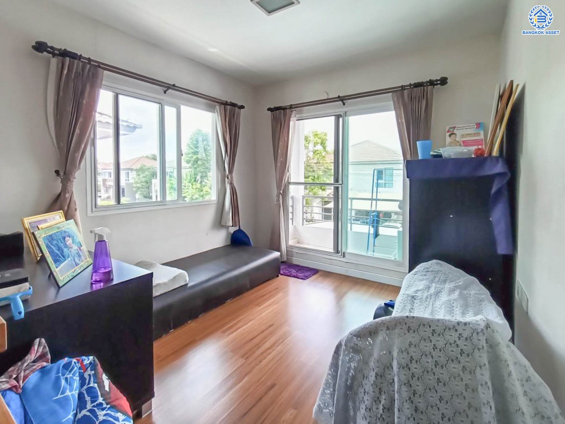 *****บ้านเดี่ยวมือสอง โครงการ ชัยพฤกษ์ รามอินทรา-วงแหวน2 หลังมุม เนื้อที่ 61.40 ตร.ว. ฟังก์ชัน 3 ห้องนอน 3 ห้องน้ำ 2 ที่จอดรถ บ้านเดี่ยวทำเลใกล้เมืองสุดคุ้มค่า พร้อมเข้าอยู่ ทำเลดีเดินทางสะดวก เชื่อมต่อถนนคู้บอน ถนนรามอินทรา ถนนจตุโชติ ใกล้ห้างสรรพสินค้า Max valu คู้บอน