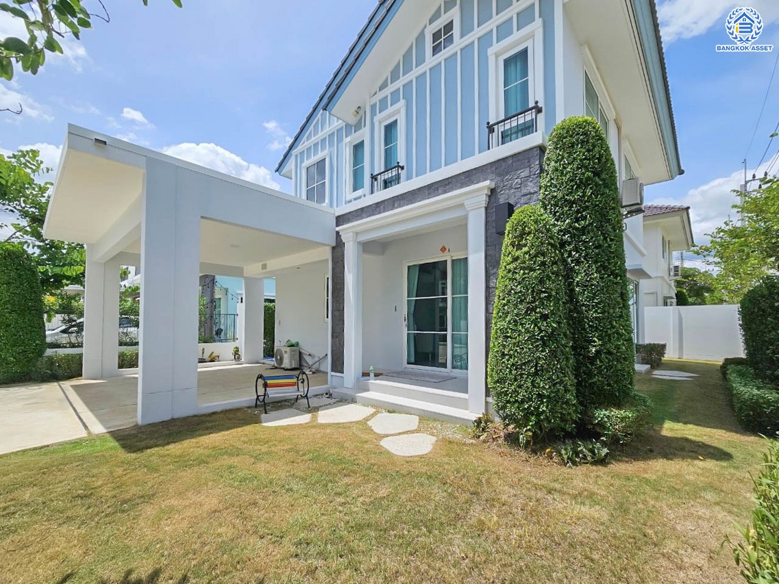 *****บ้านเดี่ยวมือสองนนทบุรี โครงการ วิลลาจจิโอ บางใหญ่ เนื้อที่กว้างถึง 53.30 ตร.ว. ฟังก์ชั่นเยอะ 3 ห้องนอน 3 ห้องน้ำ 1 ห้องนั่งเล่น 1 ห้องทานอาหาร 2 ที่จอดรถ ใกล้แหล่งอำนวยความสะดวก เชื่อมต่อ ถนนกาญจนาภิเษก, ถนนรัตนาธิเบศร์ ใกล้รถไฟฟ้าสายสีม่วง "สถานีคลองบางไผ่" และจุดขึ้นทางด่วน "ศรีรัช"