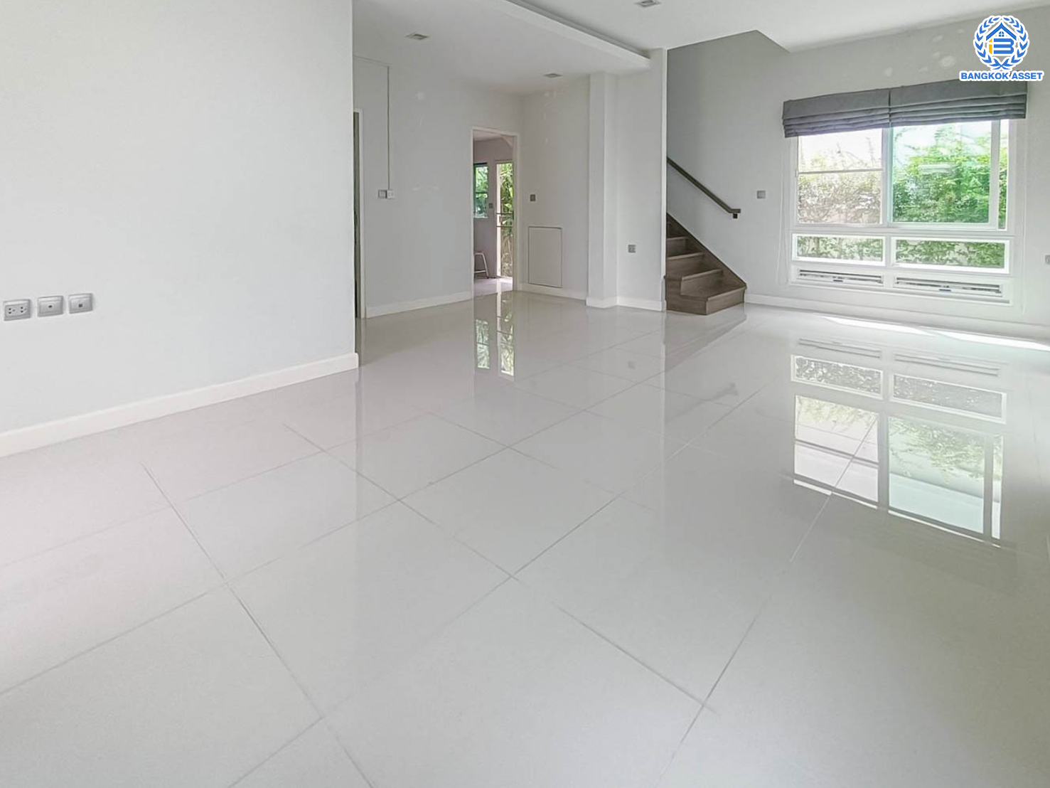 *****บ้านเดี่ยวมือสอง โครงการ สีวลี เพชรเกษม69 หลังริม บนเนื้อที่ 67.3 ตร.ว. พื้นที่ใช้สอย 158 ตร.ม. ฟังก์ชันจัดเต็ม 3 ห้องนอน 3 ห้องน้ำ จอดรถได้ 2 คัน แถมฟรี เครื่องปรับอากาศ, เครื่องทำน้ำอุ่น และเครื่องดูดควัน  บนทำเลศักยภาพ เชื่อมต่อหลายเส้นทาง ใกล้เดอะมอลล์บางแค