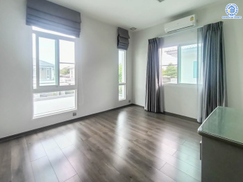 *****บ้านเดี่ยวมือสอง โครงการ สีวลี เพชรเกษม69 หลังริม บนเนื้อที่ 67.3 ตร.ว. พื้นที่ใช้สอย 158 ตร.ม. ฟังก์ชันจัดเต็ม 3 ห้องนอน 3 ห้องน้ำ จอดรถได้ 2 คัน แถมฟรี เครื่องปรับอากาศ, เครื่องทำน้ำอุ่น และเครื่องดูดควัน  บนทำเลศักยภาพ เชื่อมต่อหลายเส้นทาง ใกล้เดอะมอลล์บางแค