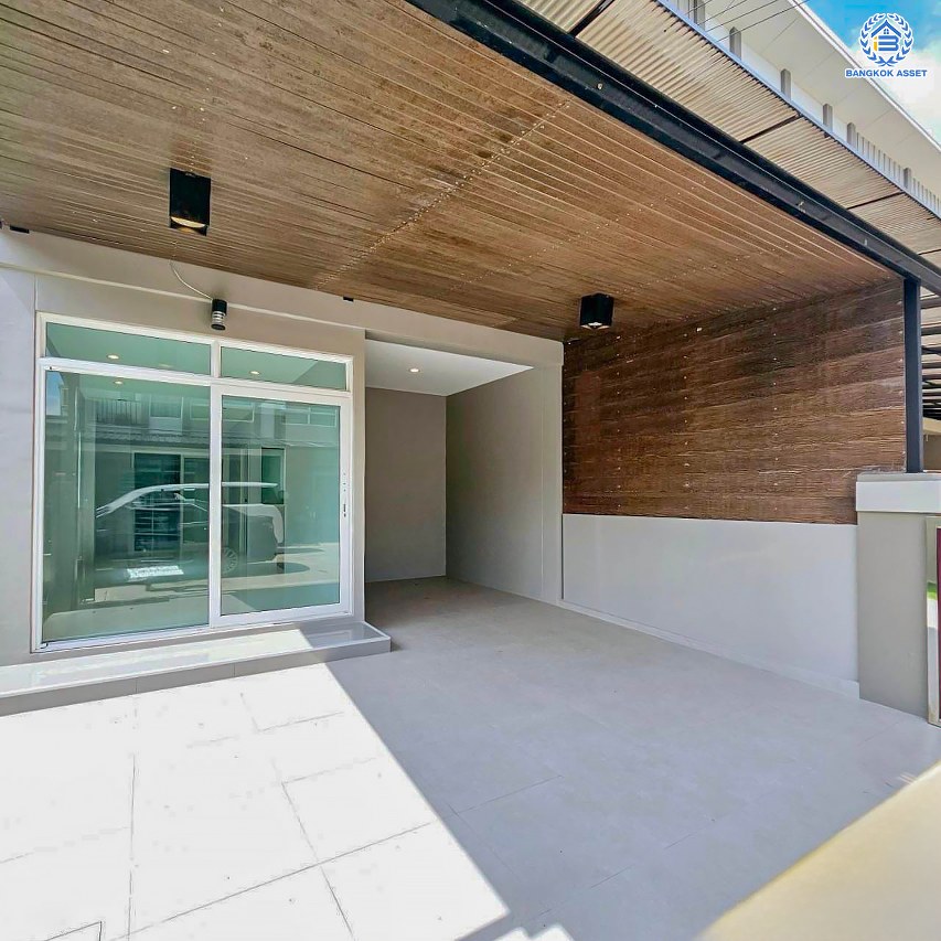 *****ทาวน์เฮ้าส์มือสองนนทบุรี โครงการ เฌอ งามวงศ์วาน-ประชาชื่น เนื้อที่ 27.10 ตร.ว. ฟังก์ชัน 3 ห้องนอน 2 ห้องน้ำ ทำเลเดินทางสะดวก เชื่อมต่อถนนงามวงศ์วาน ถนนประชาชื่น ใกล้รถไฟฟ้าสายสีม่วง "สถานีกระทรวงสาธารณะสุข" และจุดขึ้นทางด่วน "ศรีรัช"