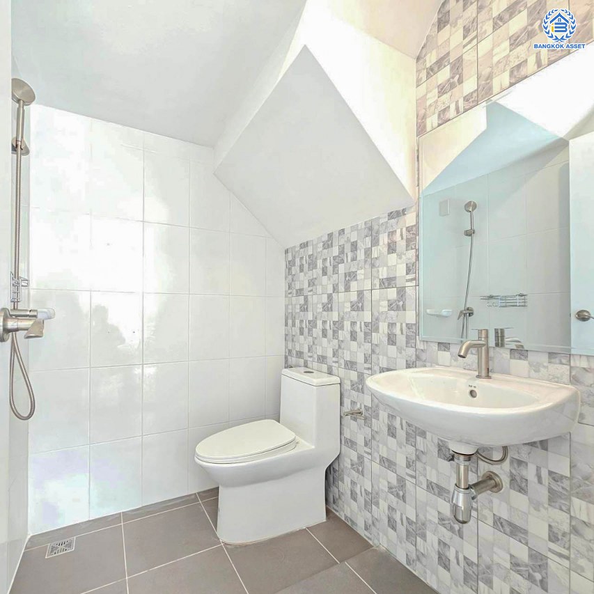 *****ทาวน์เฮ้าส์มือสองนนทบุรี โครงการ เฌอ งามวงศ์วาน-ประชาชื่น เนื้อที่ 27.10 ตร.ว. ฟังก์ชัน 3 ห้องนอน 2 ห้องน้ำ ทำเลเดินทางสะดวก เชื่อมต่อถนนงามวงศ์วาน ถนนประชาชื่น ใกล้รถไฟฟ้าสายสีม่วง "สถานีกระทรวงสาธารณะสุข" และจุดขึ้นทางด่วน "ศรีรัช"