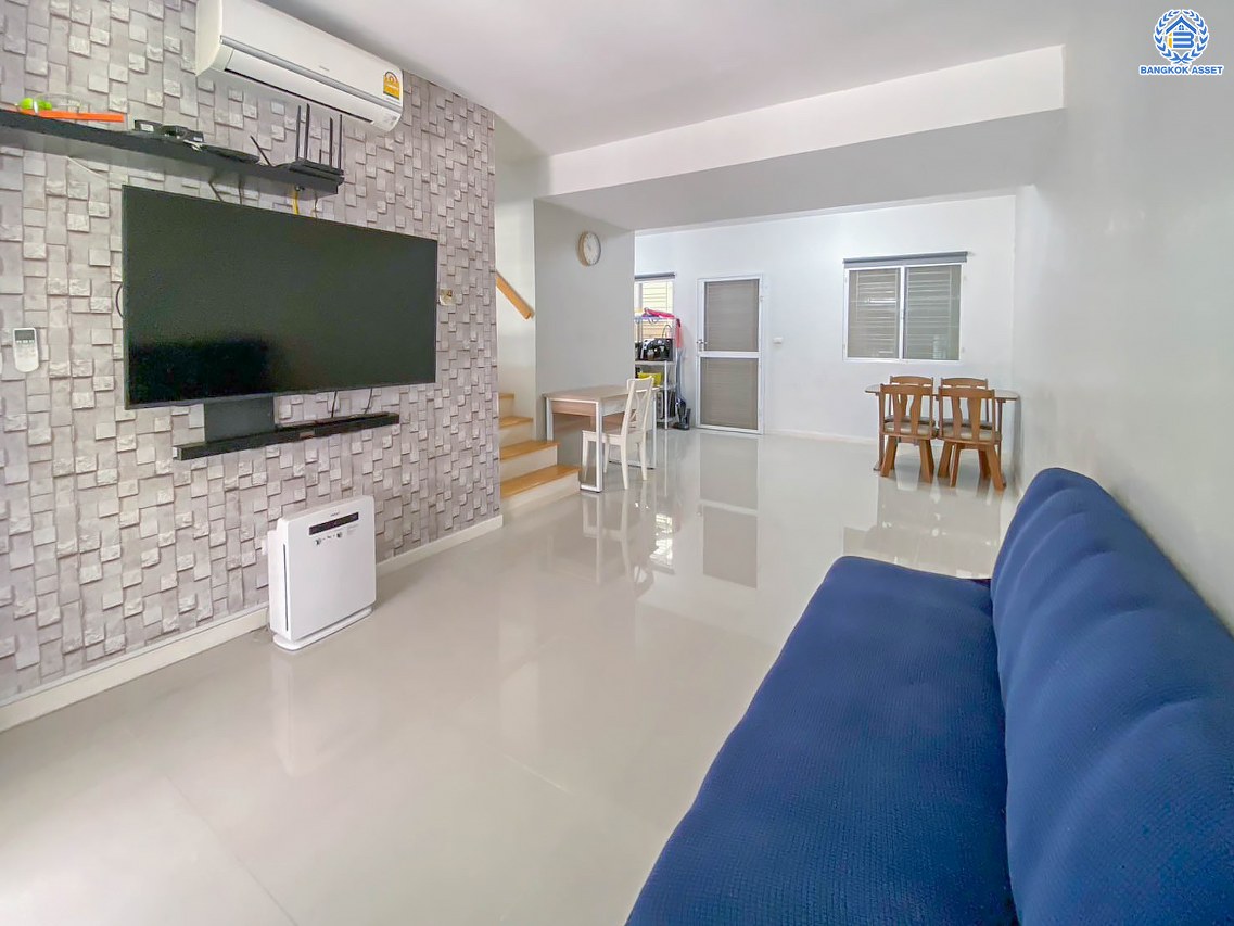 *****ทาวน์เฮ้าส์มือสองนนทบุรี โครงการ พฤกษาไพร์ม สถานีรถไฟฟ้าบางพลู-ราชพฤกษ์ เนื้อที่ 17.80 ตร.ว. ฟังก์ชัน 3 ห้องนอน 2 ห้องน้ำ 1 ที่จอดรถ บนทำเลดีใกล้รถไฟฟ้าสายสีม่วง "สถานีบางพลู" ใกล้จุดขึ้นทางด่วน "ศรีรัช"