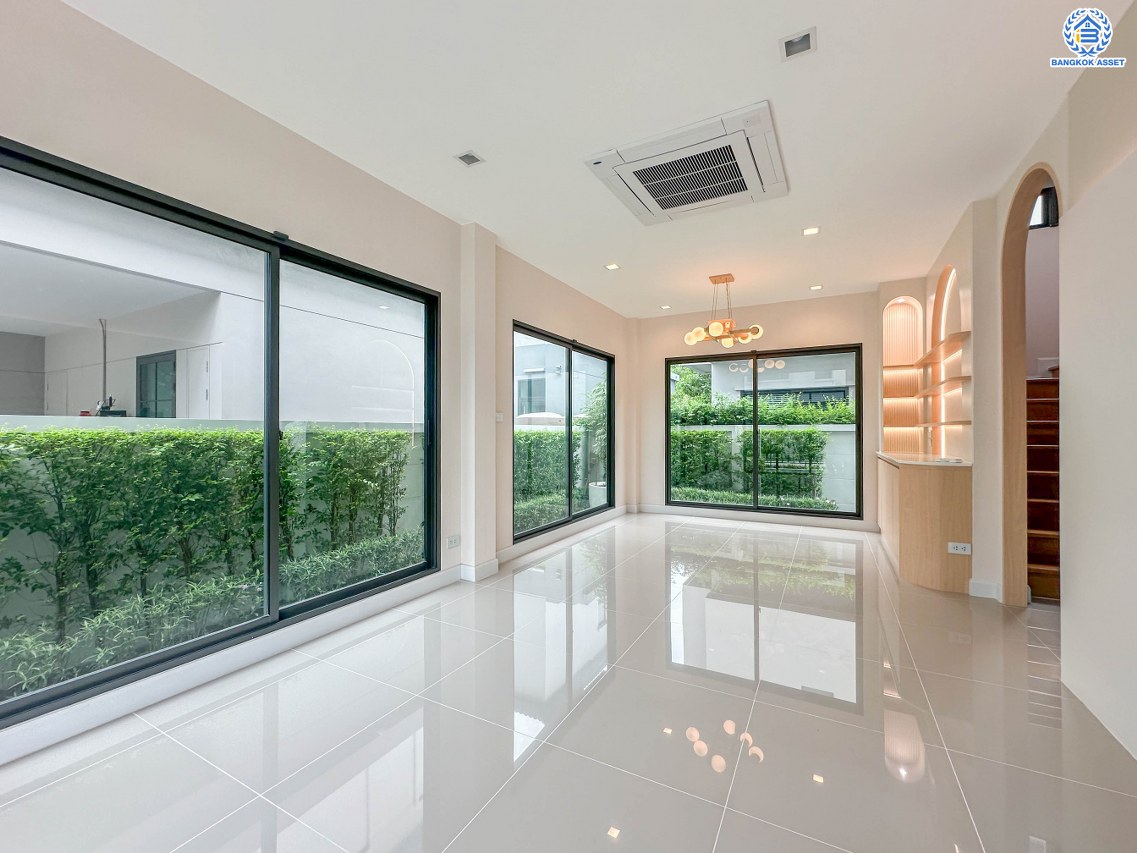 *****บ้านเดี่ยวมือสอง โครงการ บางกอก บูเลอวาร์ด พระราม5 เนื้อที่ 50.30 ตร.ว. ฟังก์ชัน 4 ห้องนอน 4 ห้องน้ำ จอดรถได้ 2 คัน บนทำเลเชื่อมต่อเมือง ใกล้รถไฟฟ้าสายสีม่วง "สถานีแยกติวานนท์" จุดขึ้นทางด่วน "ศรีรัช" และรายล้อมด้วยสิ่งอำนวยความสะดวกครบ