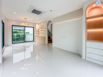 *****บ้านเดี่ยวมือสอง โครงการ บางกอก บูเลอวาร์ด พระราม5 เนื้อที่ 50.30 ตร.ว. ฟังก์ชัน 4 ห้องนอน 4 ห้องน้ำ จอดรถได้ 2 คัน บนทำเลเชื่อมต่อเมือง ใกล้รถไฟฟ้าสายสีม่วง "สถานีแยกติวานนท์" จุดขึ้นทางด่วน "ศรีรัช" และรายล้อมด้วยสิ่งอำนวยความสะดวกครบ