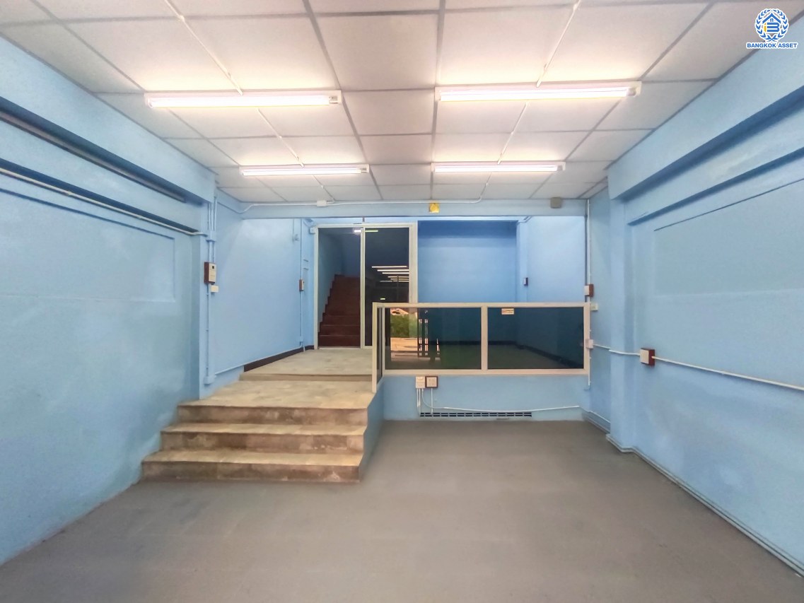 *****ทาวน์เฮ้าส์ 3 ชั้นมือสอง โครงการ ริมน้ำ นนท์นที เนื้อที่ 28 ตร.ว. พร้อมฟังก์ชัน 3 ห้องนอน 3 ห้องน้ำ สะดวกทุกการเดิน เชื่อมต่อทั้งถนนรัตนาธิเบศร์, ถนนราชพฤกษ์ และถนนชัยพฤกษ์ ใกล้รถไฟฟ้าสายสีม่วงสถานี "บางพลู" และโรบินสัน ราชพฤกษ์