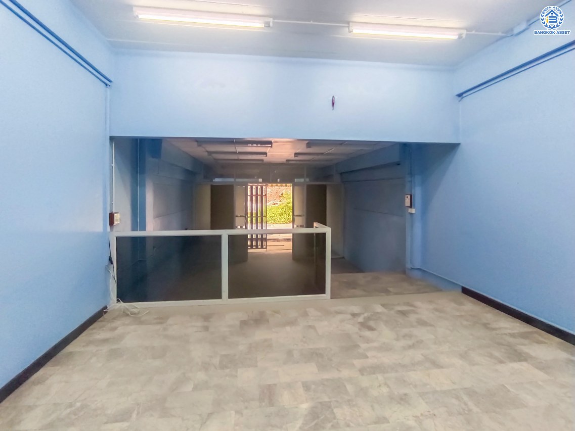 *****ทาวน์เฮ้าส์ 3 ชั้นมือสอง โครงการ ริมน้ำ นนท์นที เนื้อที่ 28 ตร.ว. พร้อมฟังก์ชัน 3 ห้องนอน 3 ห้องน้ำ สะดวกทุกการเดิน เชื่อมต่อทั้งถนนรัตนาธิเบศร์, ถนนราชพฤกษ์ และถนนชัยพฤกษ์ ใกล้รถไฟฟ้าสายสีม่วงสถานี "บางพลู" และโรบินสัน ราชพฤกษ์