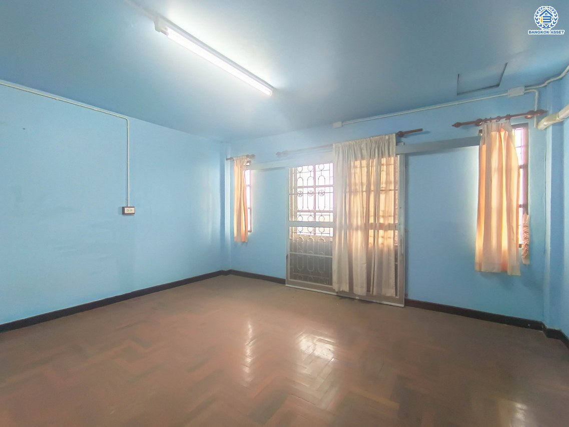 *****ทาวน์เฮ้าส์ 3 ชั้นมือสอง โครงการ ริมน้ำ นนท์นที เนื้อที่ 28 ตร.ว. พร้อมฟังก์ชัน 3 ห้องนอน 3 ห้องน้ำ สะดวกทุกการเดิน เชื่อมต่อทั้งถนนรัตนาธิเบศร์, ถนนราชพฤกษ์ และถนนชัยพฤกษ์ ใกล้รถไฟฟ้าสายสีม่วงสถานี "บางพลู" และโรบินสัน ราชพฤกษ์