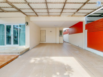 *****บ้านแฝดมือสองนนทบุรี โครงการ ศุภาลัยวิลล์ ราชพฤกษ์-บางบัวทอง เนื้อที่ 38.10 ตร.ว. ฟังก์ชัน 4 ห้องนอน 2 ห้องน้ำ ที่จอดรถ 2 คัน บ้านสภาพสวย พร้อมของแถมแบบจัดเต็ม พร้อมเข้าอยู่ได้เลย! โครงการตั้งบนทำเลเดินทางสะดวก ใกล้รถไฟฟ้าสายสีม่วง "สถานีบางพลู" และจุดขึ้นทางด่วน "กาญจนาภิเษก"