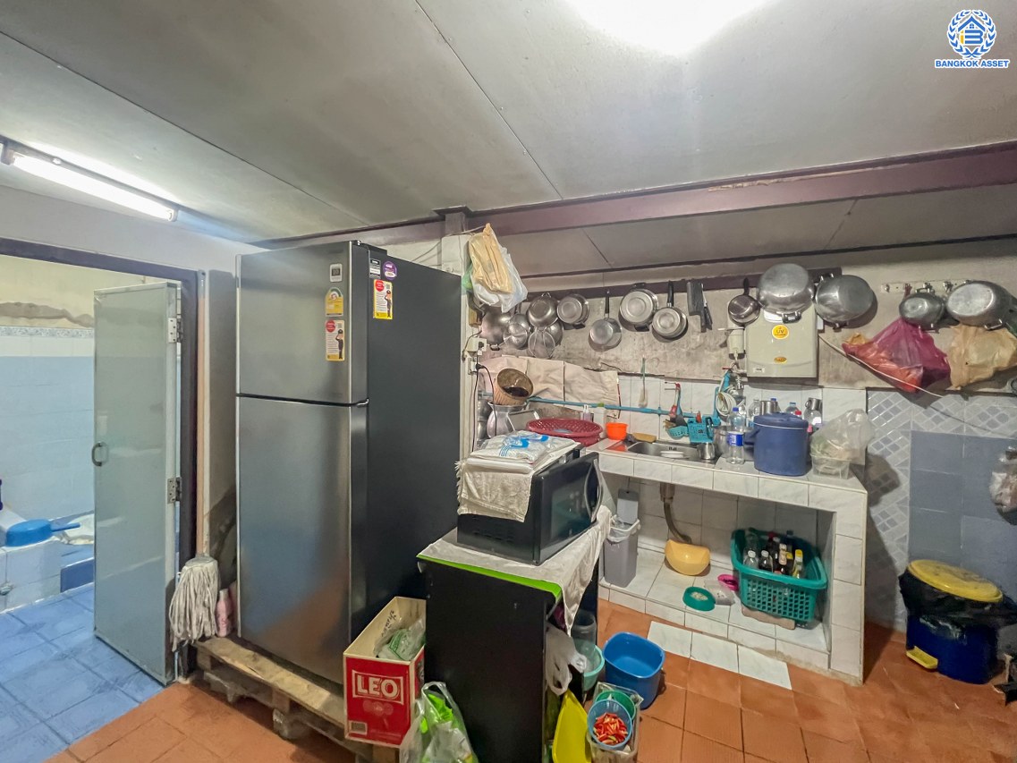 *****บ้านแฝดมือสองนนทบุรี โครงการ ซอย รณสิทธิพิชัย เนื้อที่ 40 ตร.ว. ฟังก์ชัน 3 ห้องนอน 2 ห้องน้ำ 1 ที่จอดรถ บนทำเลโซนเมือง! ใกล้สถานที่ราชการหลายแห่ง เซ็นทรัลรัตนาธิเบศร์ และรถไฟฟ้าสายชมพู "สถานีแยกสนามบินน้ำ" และ รถไฟฟ้าสายีม่วง "สถานีแยกนนทบุรี1"