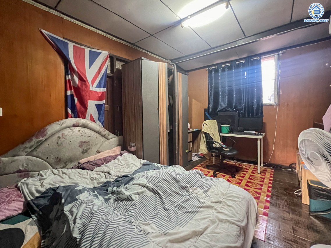 *****บ้านแฝดมือสองนนทบุรี โครงการ ซอย รณสิทธิพิชัย เนื้อที่ 40 ตร.ว. ฟังก์ชัน 3 ห้องนอน 2 ห้องน้ำ 1 ที่จอดรถ บนทำเลโซนเมือง! ใกล้สถานที่ราชการหลายแห่ง เซ็นทรัลรัตนาธิเบศร์ และรถไฟฟ้าสายชมพู "สถานีแยกสนามบินน้ำ" และ รถไฟฟ้าสายีม่วง "สถานีแยกนนทบุรี1"