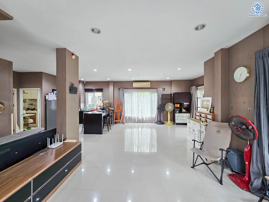 *****บ้านเดี่ยวมือสองนนทบุรี โครงการ เพอร์เฟคเพลส ราชพฤกษ์ จาก Perfect Property บนเนื้อที่ 59.00 ตร.ว. พื้นที่ใช้สอย 180 ตร.ม. ฟังก์ชัน 3 ห้องนอน 3 ห้องน้ำ พื้นที่หน้าบ้านกว้าง โครงการติดถนนราชพฤกษ์ เชื่อมต่อถนนรัตนาธิเบศร์ ใกล้รถไฟฟ้าสายสีม่วง "สถานีบางรักน้อยท่าอิฐ" และ  จุดขึ้นทางด่วน "กาญจนาภิเษก"