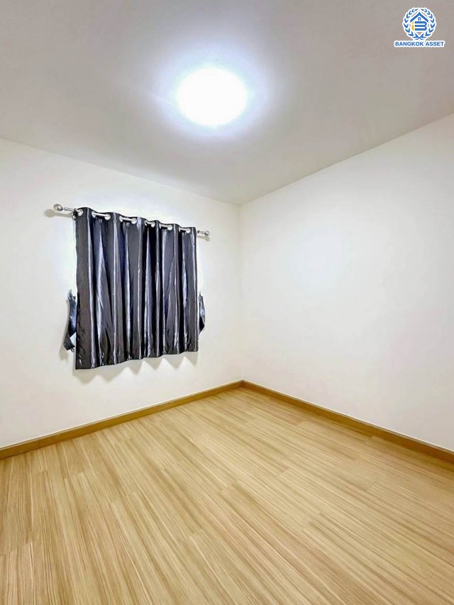 *****ทาวน์เฮ้าส์มือสองนนทบุรี โครงการ พฤกษาวิลล์72 นครอินทร์-พระเงิน เนื้อที่ 22.10 ตร.ว. ฟังก์ชัน 3 ห้องนอน 2 ห้องน้ำ 2 ที่จอดรถ บ้านพร้อมอยู่ บนทำเลแห่งการเดินทาง เชื่อมต่อถนนกาญจนาภิเษก, ถนนนครอินทร์ ใกล้จุดขึ้นทางด่วน "ศรีรัช"