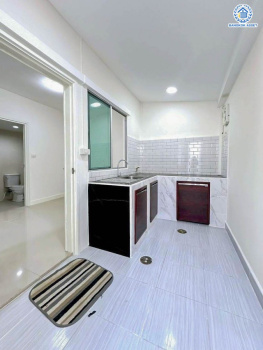 *****ทาวน์เฮ้าส์มือสองนนทบุรี โครงการ พฤกษาวิลล์72 นครอินทร์-พระเงิน เนื้อที่ 22.10 ตร.ว. ฟังก์ชัน 3 ห้องนอน 2 ห้องน้ำ 2 ที่จอดรถ บ้านพร้อมอยู่ บนทำเลแห่งการเดินทาง เชื่อมต่อถนนกาญจนาภิเษก, ถนนนครอินทร์ ใกล้จุดขึ้นทางด่วน "ศรีรัช"