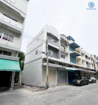 *****อาคารพาณิชย์มือสอง โครงการ ซื่อตรง รัตนาธิเบศร์ เนื้อที่ 16 ตร.ว. ฟังก์ชัน 3 ห้องนอน 3 ห้องน้ำ 2 ที่จอดรถ บนทำเลดี ใกล้เมืองเชื่อมต่อถนนรัตนาธิเบศร์ ถนนราชพฤกษ์ ใกล้โครงการรถไฟฟ้าสายสีม่วง "สถานีไทรม้า" และจุดขึ้นทางด่วน "งามวงศ์วาน" เหมาะกับการทำธุรกิจ