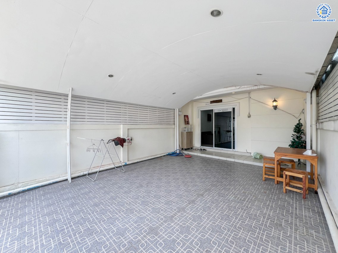 *****ทาวน์เฮ้าส์มือสอง โครงการ เมโทรปาร์ค สาทร-กัลปพฤกษ์ เนื้อที่ 20.50 ตร.ว. ฟังก์ชัน 3 ห้องนอน 3 ห้องน้ำ 2 ที่จอดรถ พร้อมเข้าอยู่ โครงการตั้งบนทำเลดี เชื่อมต่อถนนเทอดไท ถนนราชพฤกษ์ ถนนบางแค ใกล้รถไฟฟ้าสายสีน้ำเงิน "สถานีบางหว้า"