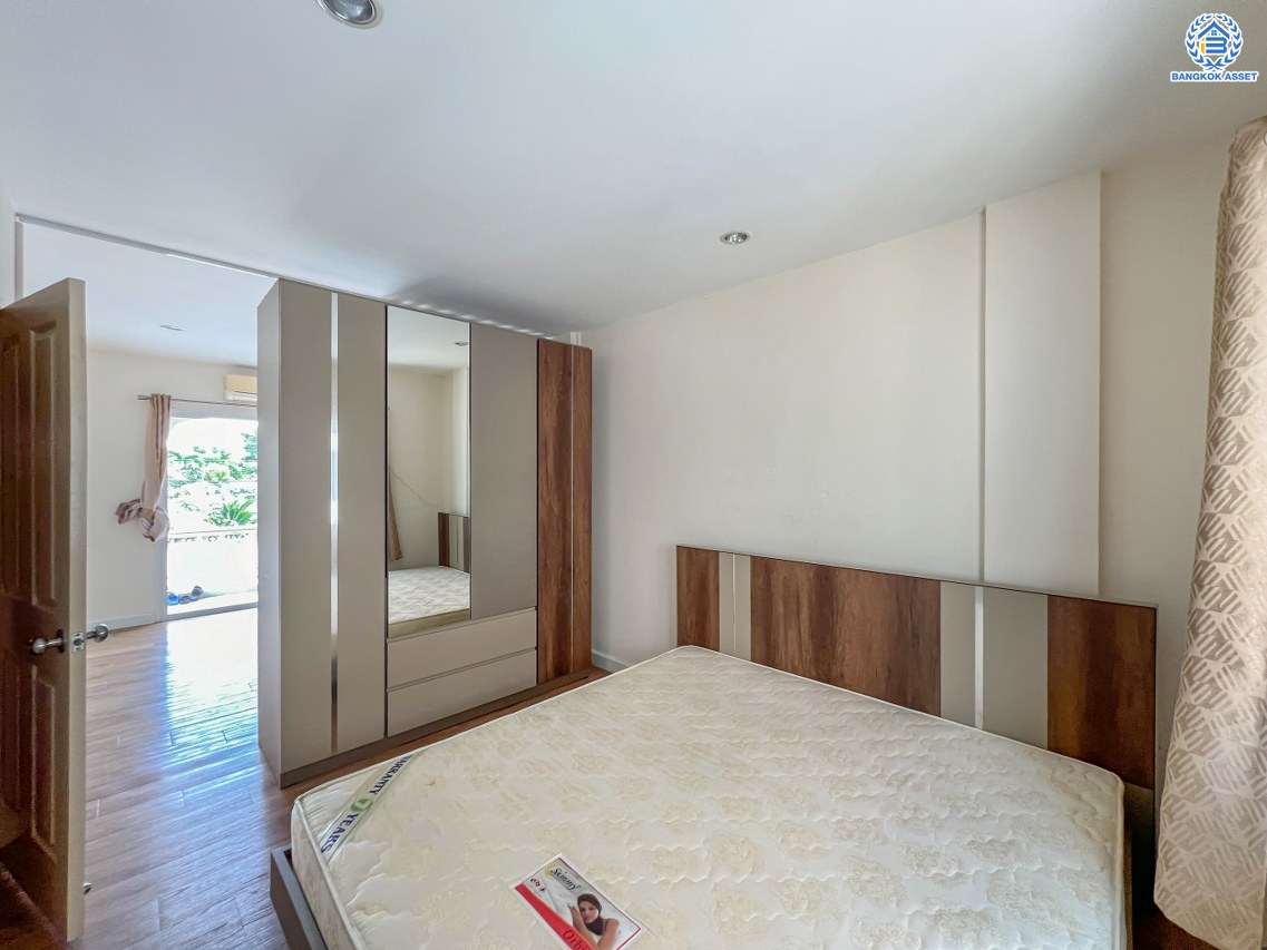 *****ทาวน์เฮ้าส์มือสอง โครงการ เมโทรปาร์ค สาทร-กัลปพฤกษ์ เนื้อที่ 20.50 ตร.ว. ฟังก์ชัน 3 ห้องนอน 3 ห้องน้ำ 2 ที่จอดรถ พร้อมเข้าอยู่ โครงการตั้งบนทำเลดี เชื่อมต่อถนนเทอดไท ถนนราชพฤกษ์ ถนนบางแค ใกล้รถไฟฟ้าสายสีน้ำเงิน "สถานีบางหว้า"