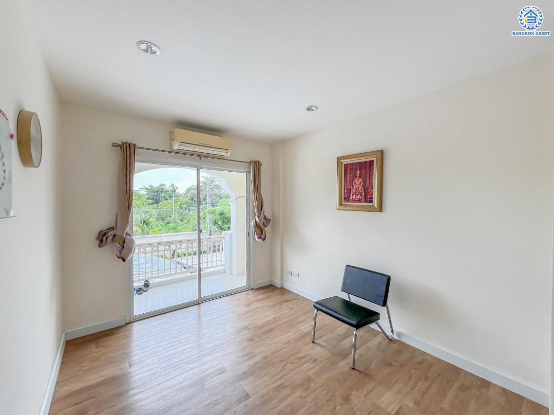 *****ทาวน์เฮ้าส์มือสอง โครงการ เมโทรปาร์ค สาทร-กัลปพฤกษ์ เนื้อที่ 20.50 ตร.ว. ฟังก์ชัน 3 ห้องนอน 3 ห้องน้ำ 2 ที่จอดรถ พร้อมเข้าอยู่ โครงการตั้งบนทำเลดี เชื่อมต่อถนนเทอดไท ถนนราชพฤกษ์ ถนนบางแค ใกล้รถไฟฟ้าสายสีน้ำเงิน "สถานีบางหว้า"